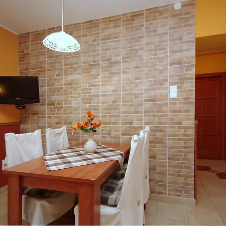 Belvarosi Apartmanhaz Apartment Gyula